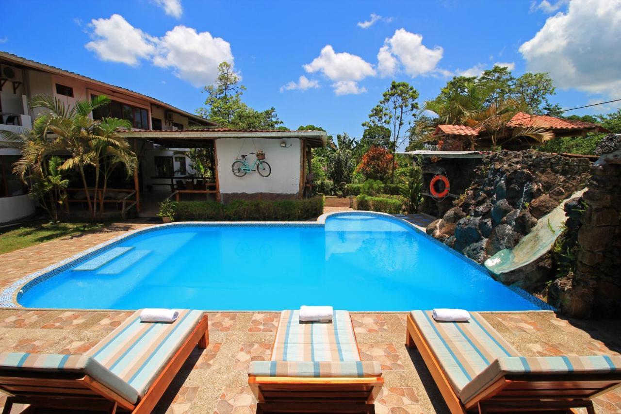 Natura Gardens Galapagos Bellavista  Екстериор снимка