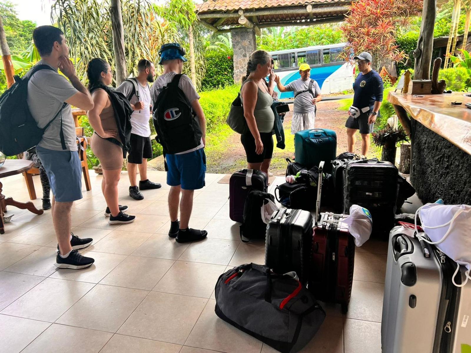 Natura Gardens Galapagos Bellavista  Екстериор снимка
