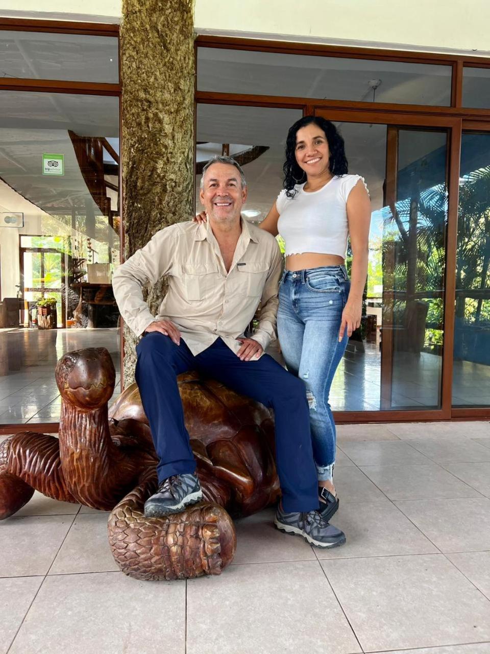 Natura Gardens Galapagos Bellavista  Екстериор снимка